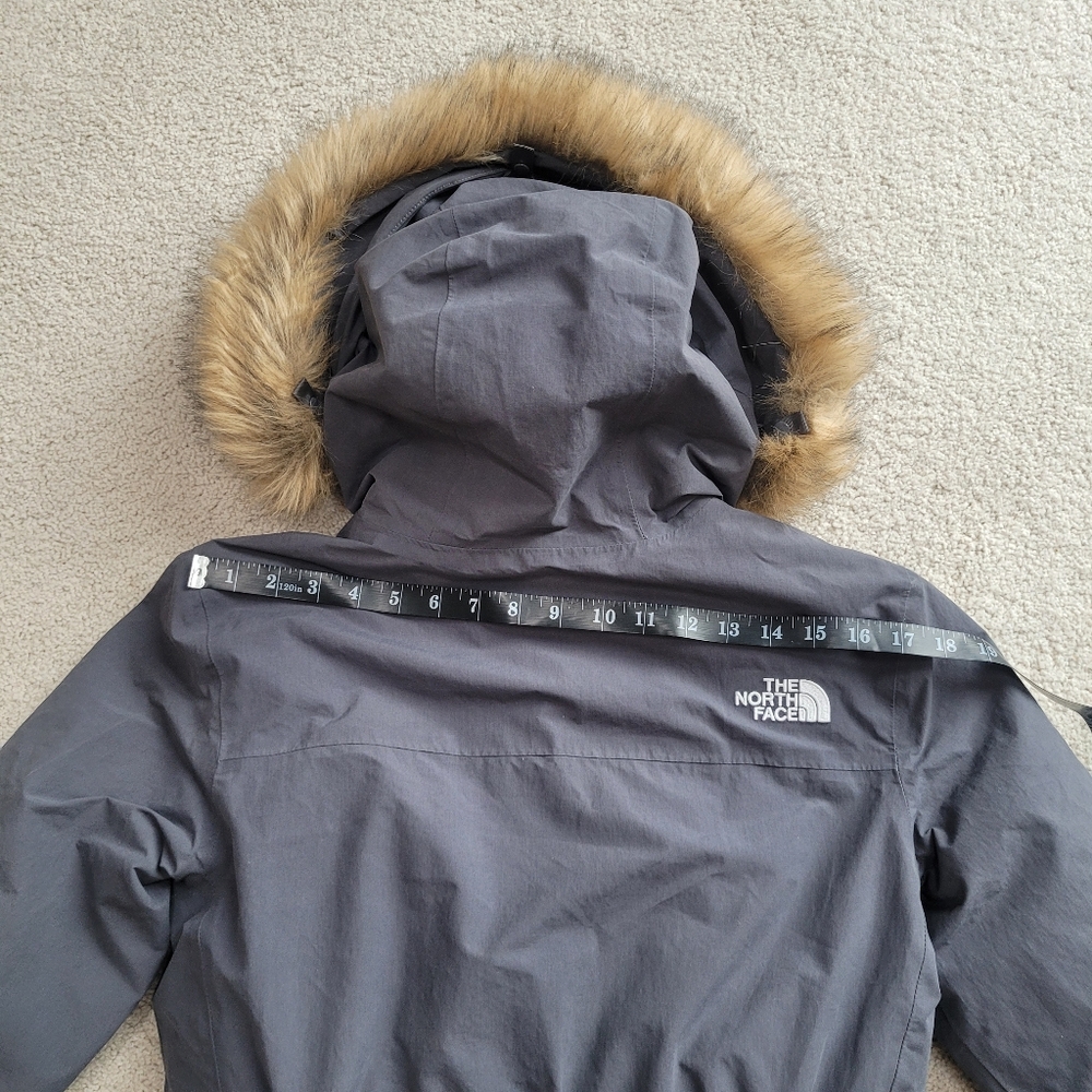 Like New The North Face Women’s 550 Down Arctic Parka Waterproof Jacket Gray S - Picture 14 of 15